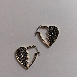 Elegant Heart-Shaped Gold and Black Earrings